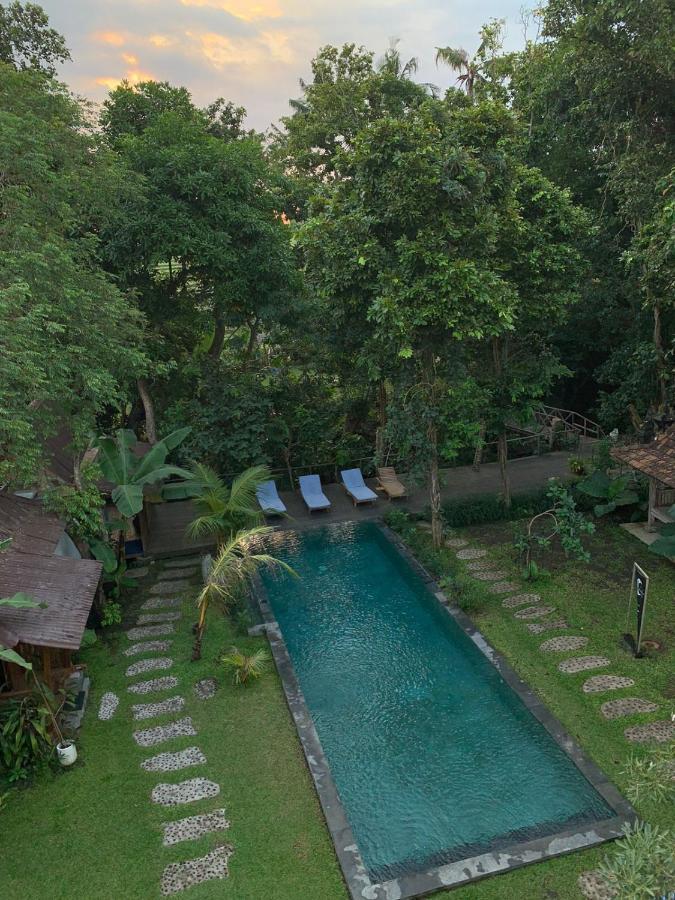 Mahamustika Riverside Canggu Eksteriør billede