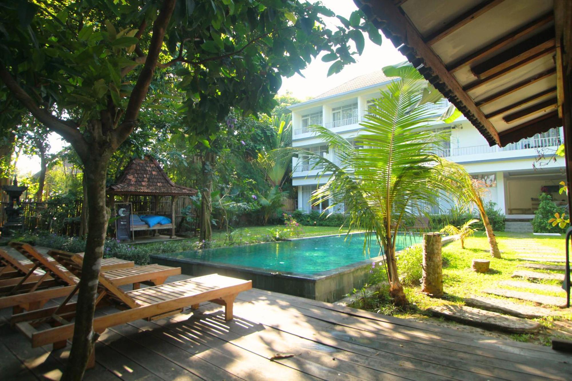 Mahamustika Riverside Canggu Eksteriør billede